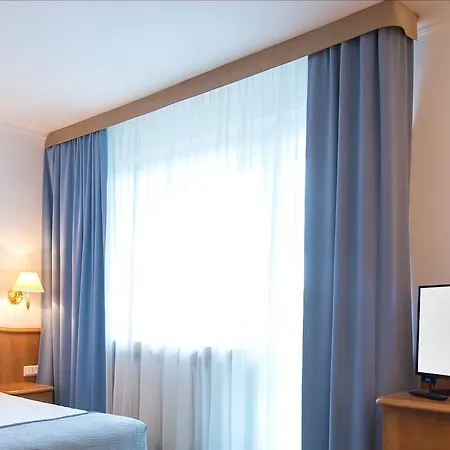 Felix 3* Varsavia