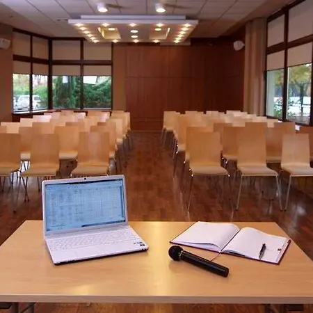 Felix Hotel 3*